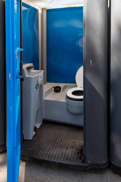 Best Wedding porta potty rental  in Garden City, MO