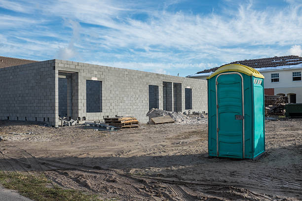 Best Porta potty delivery and setup  in Garden City, MO
